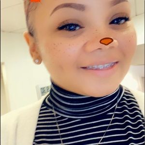 Meet your Posher, Sheena